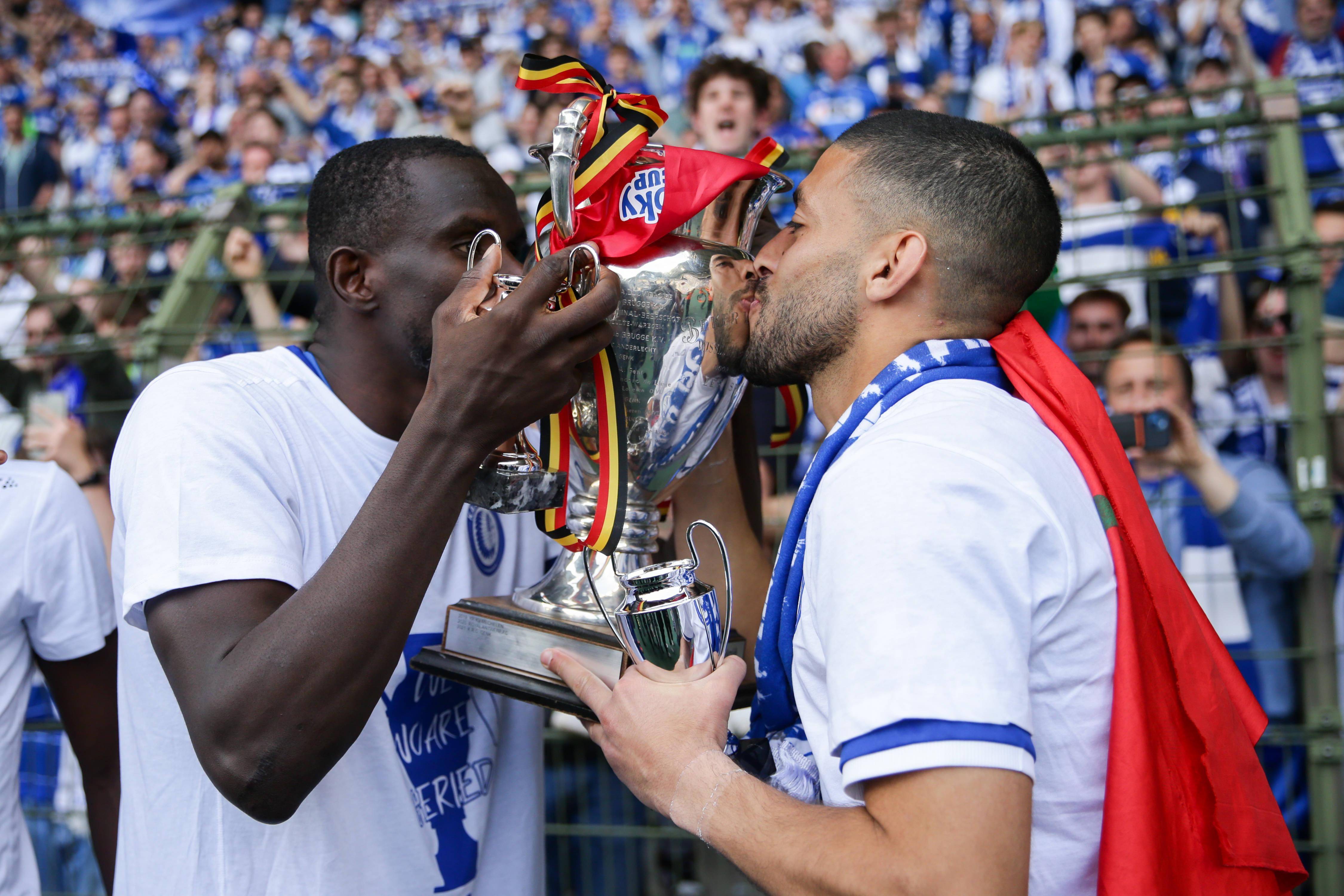 雷火电竞主播-精彩绝伦的足球大战，南方队夺冠