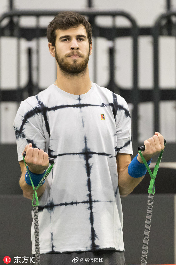 包含拉沃尔杯绝杀戴维斯杯，梅德韦杰夫带队取胜的词条