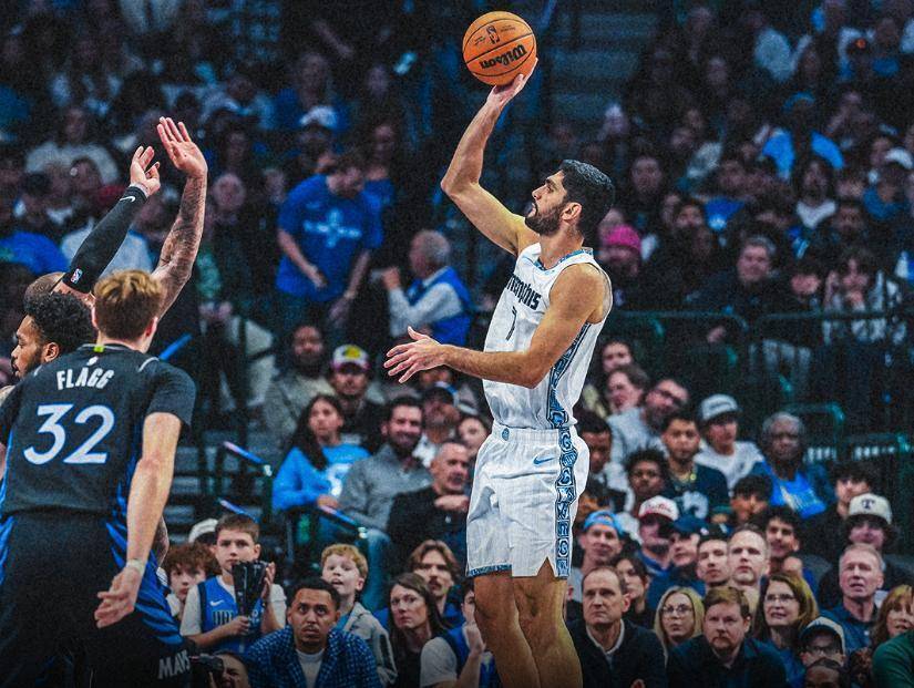 骑士翻盘76人，克莱高光表现