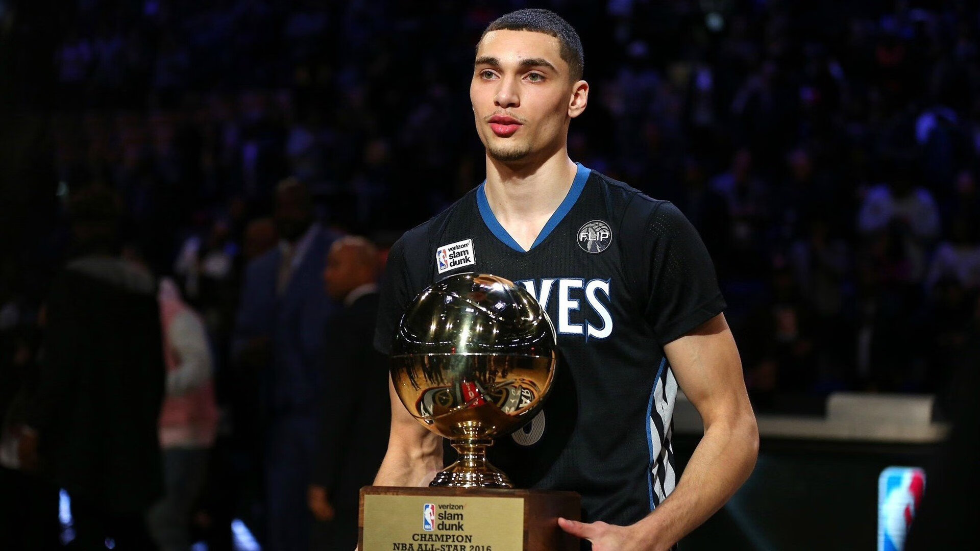 文明数据神殿之上，马刺带走篮网，莫兰特在世界排名争夺战中接管战争